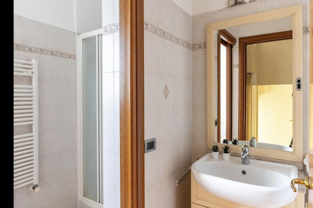 Monza Park-Autodrome Suite With Heated Pool Bagian luar foto